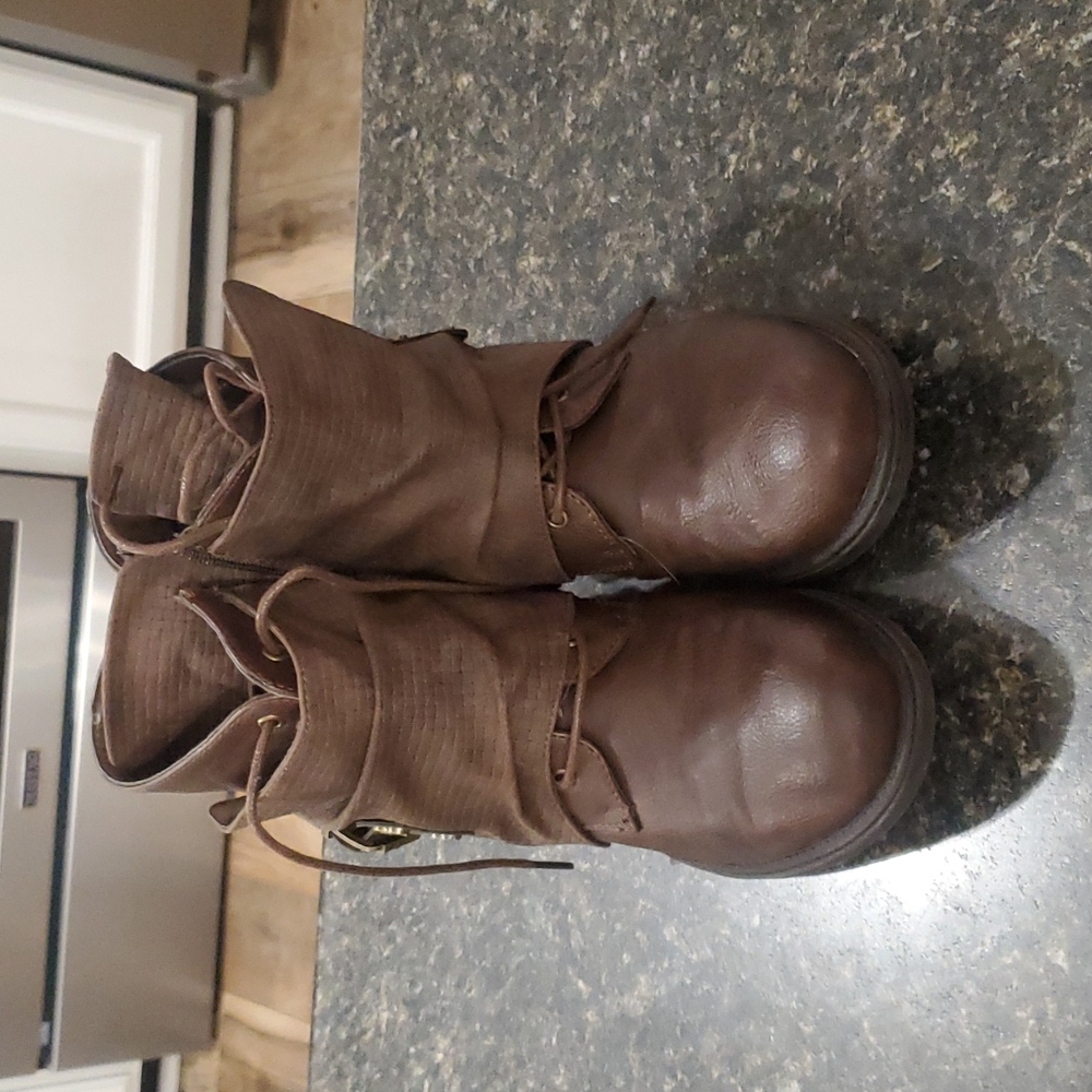 Women's boots